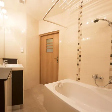 Yourplace Sm25 Apartments